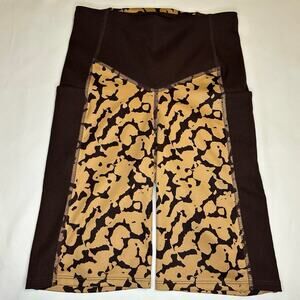The North Face Women’s High-Waisted Camo Print Shorts Size XS